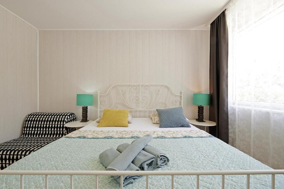 Smuketa In Trogir Haus Fuer 4 Personen Villa Bagian luar foto